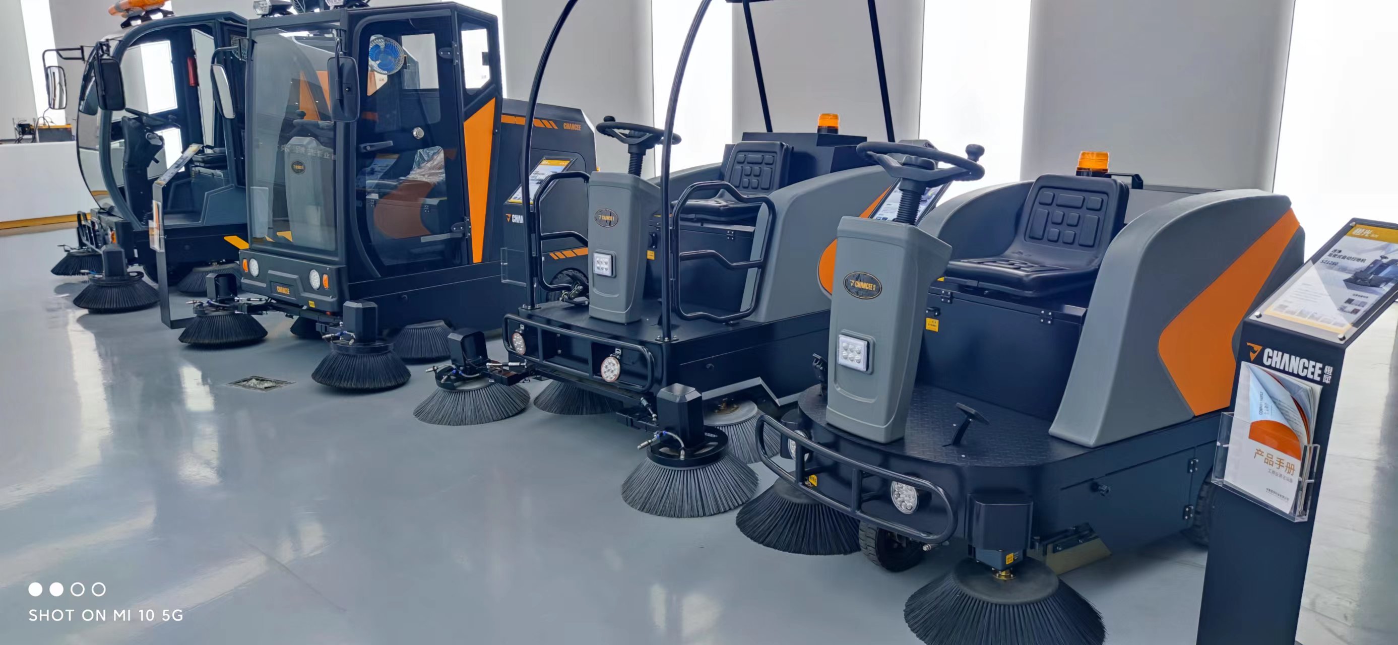 如何選擇一臺性價(jià)比高的掃地機(jī)? 如何選擇一臺性價(jià)比高的掃地機(jī)?