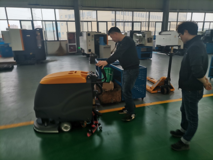  清潔設(shè)備廠家的洗地機(jī)清潔效果不理想怎么辦？