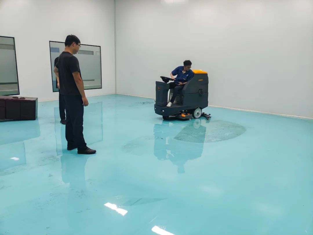 廠家來(lái)說(shuō)全自動(dòng)洗地機(jī)無(wú)法工作的解決方法