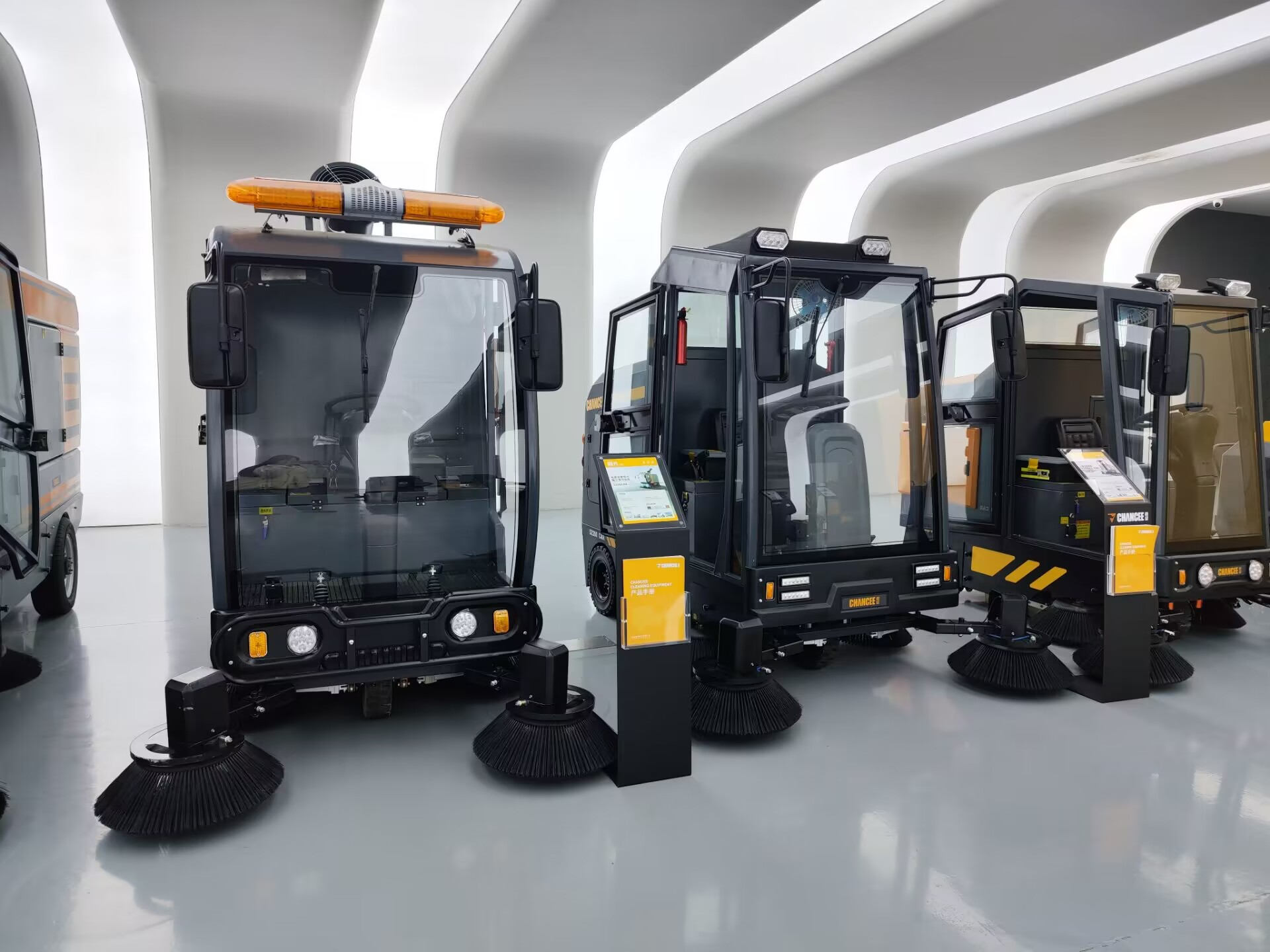 電動(dòng)清掃車的價(jià)格是多少,優(yōu)點(diǎn)有哪些