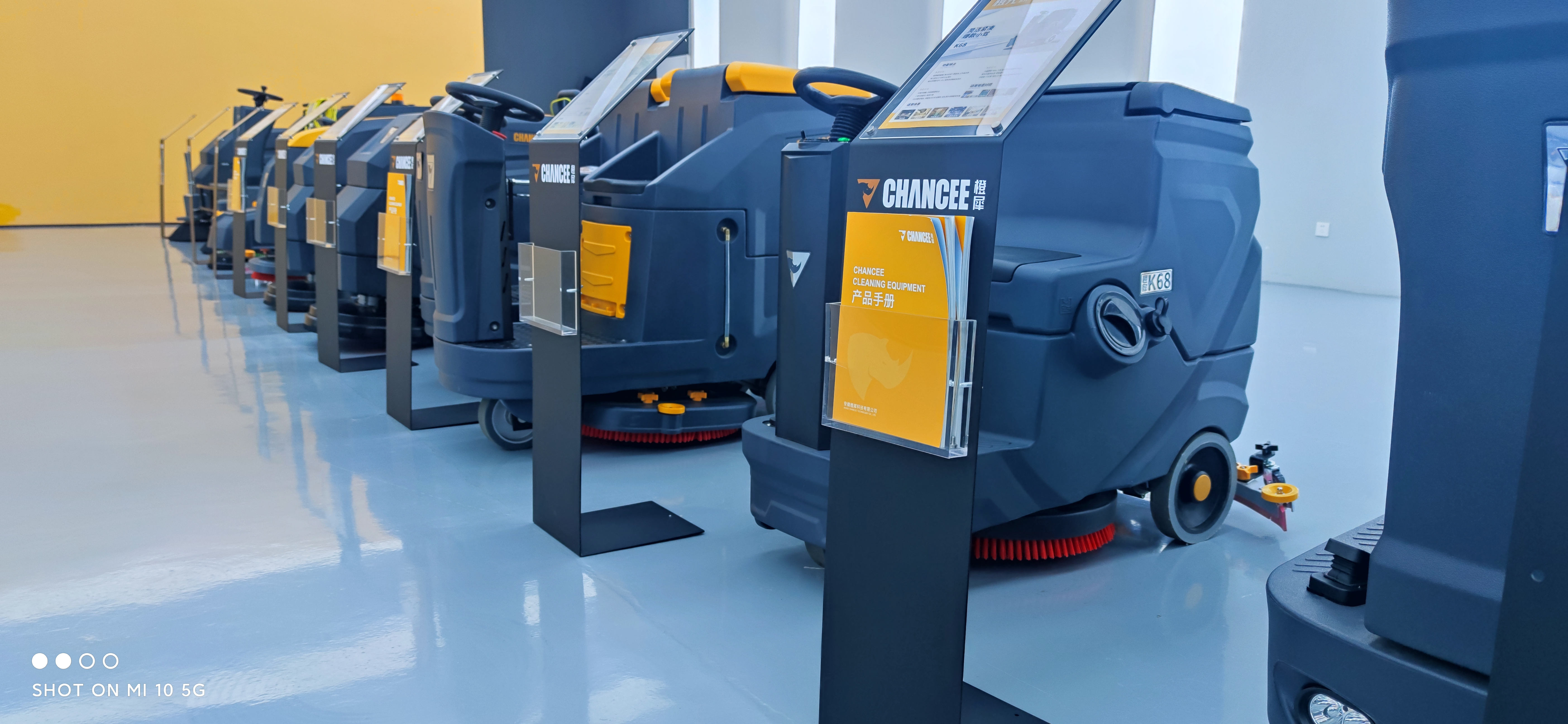 電動工業洗地機多少錢一臺,可以解決哪些問題